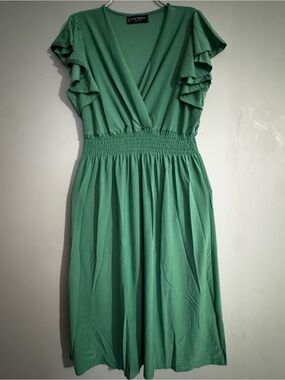 NWOT Anna Morgan Green Flutter Sleeve Smocked Midi Dress Small Boho